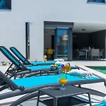 Moderna