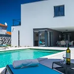 Moderna Hébergement de vacances