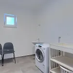Moderna * Pula