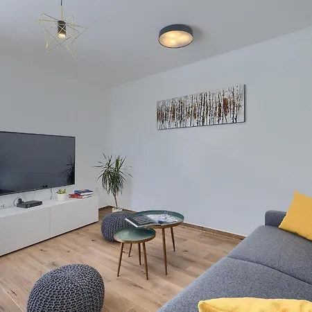 Moderna Semesterbostad Pula