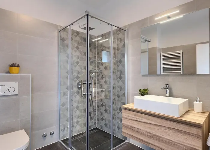 펜션 Moderna 풀라